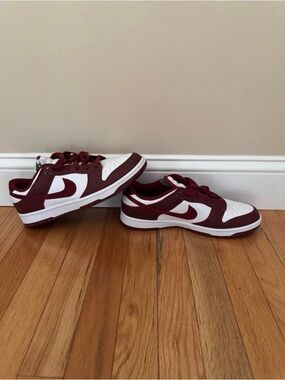 NEW Nike Dunks